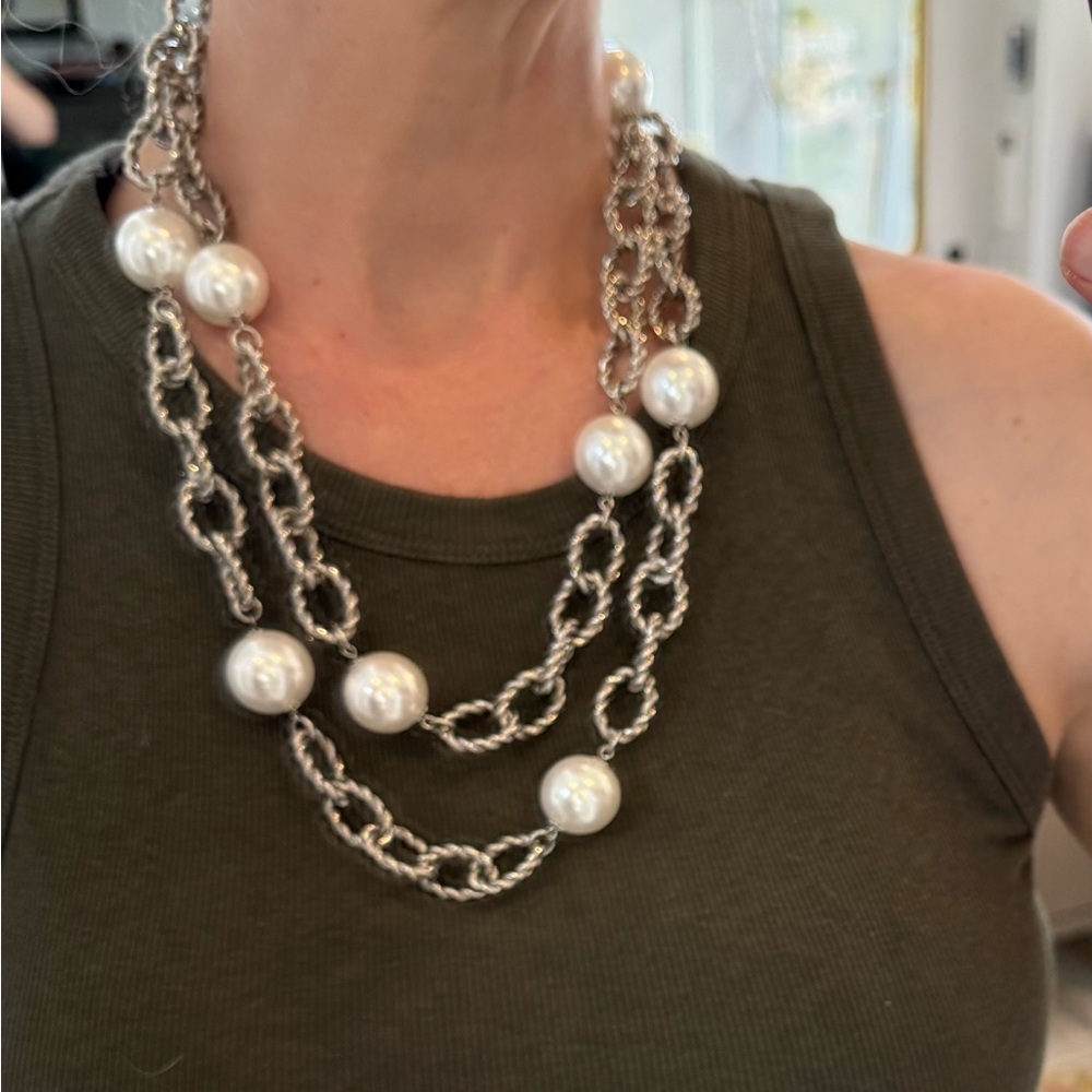 Kenneth Jay Lane Pearl & Twisted Silver Tone Rope Necklace